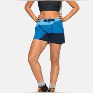 Outdoor Voices size L Glacier Rektrek shorts